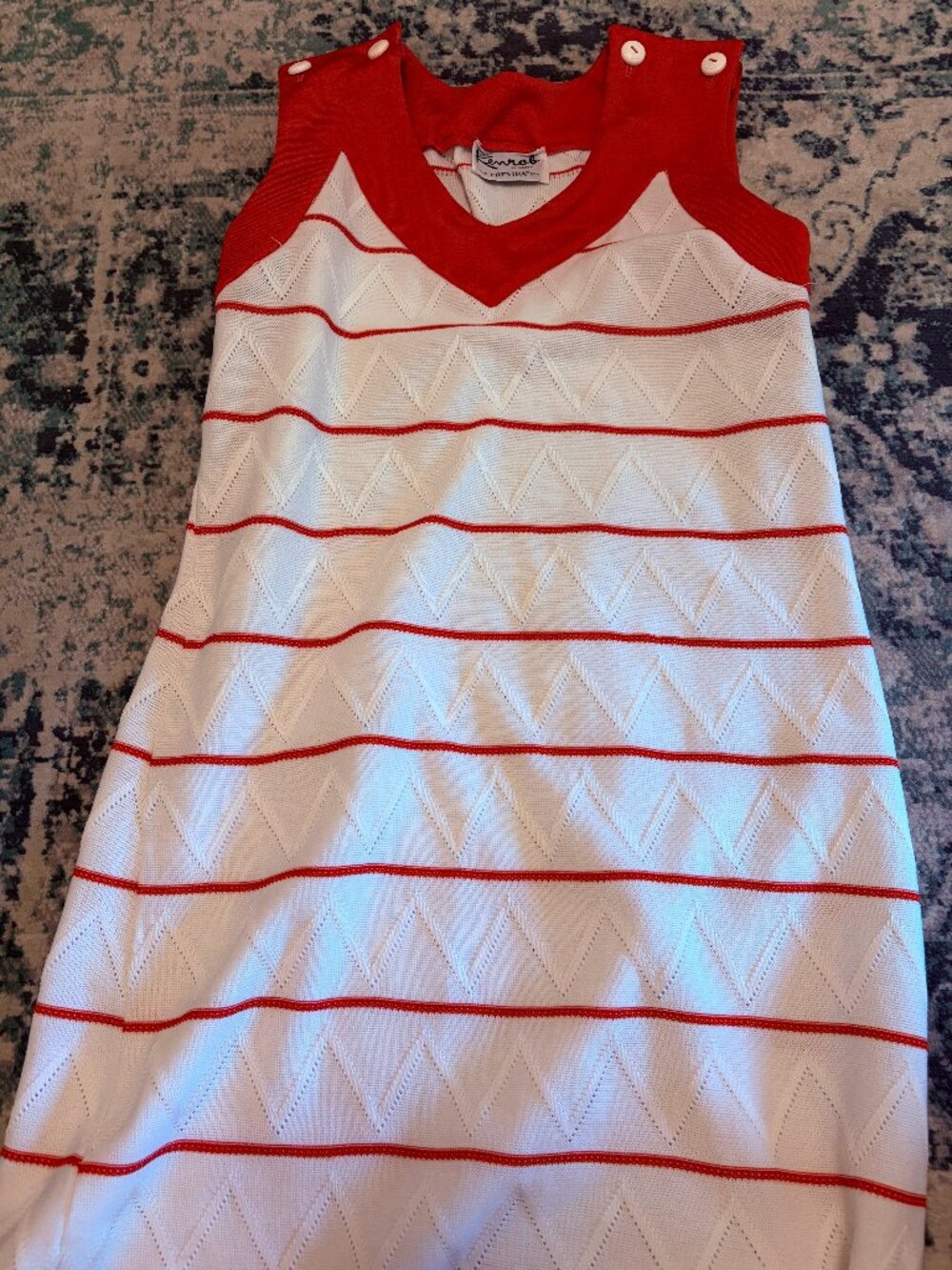 Vintage 1960s/1970s knit shift dress